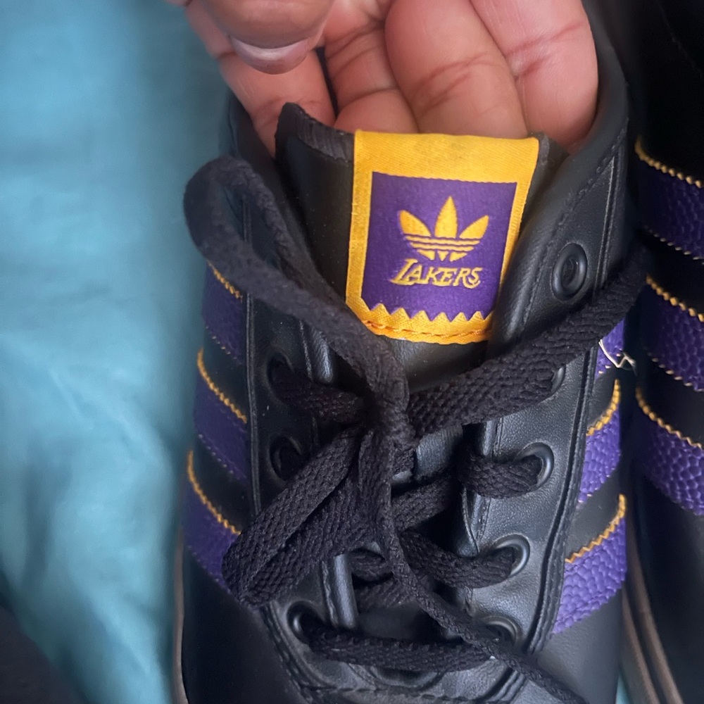 adidas lakers sneakers